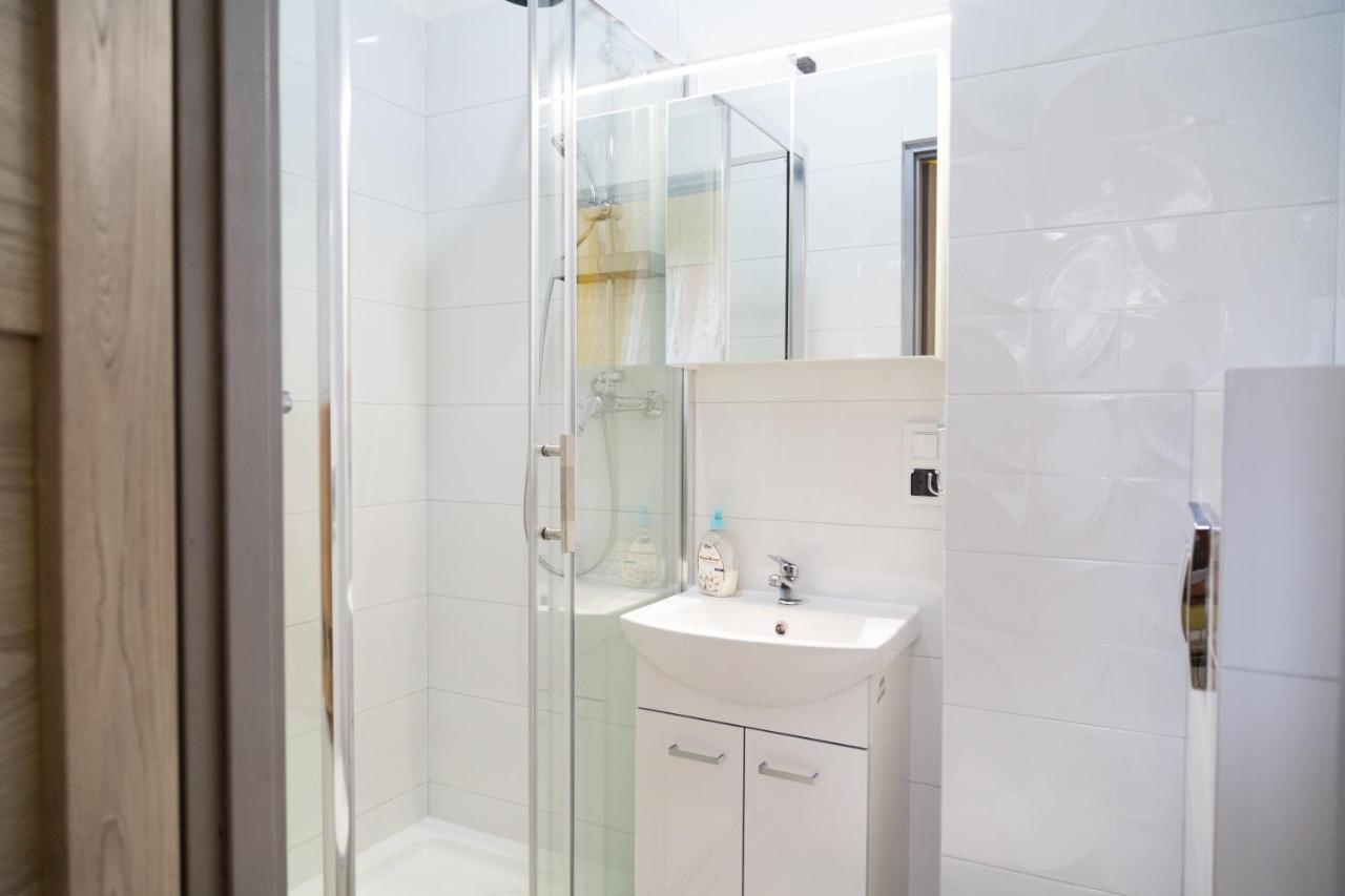 Apartament Przy Rynku Ostrowiec Swietokrzyski Bagian luar foto