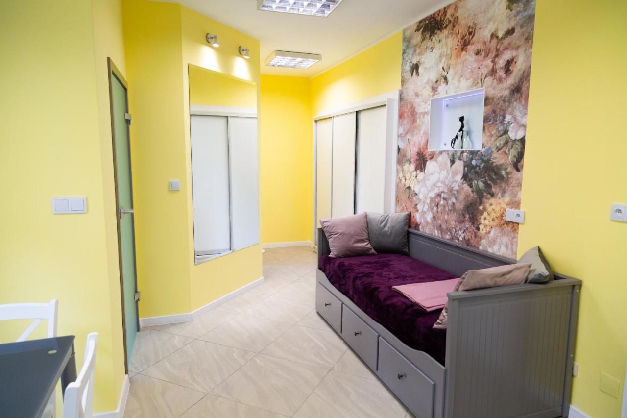 Apartament Przy Rynku Ostrowiec Swietokrzyski Bagian luar foto